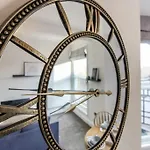 Spacious City Centre Lace Market Apartment