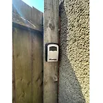 2 Bed 1St Floor Flat Near Centre