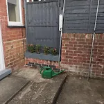 Room Wollanton Park Beeston Near East Midlands Conference Centre Train Station Tram Stop