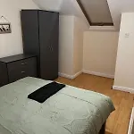 3 Bedroom House Near Cricket Ground