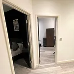 Modern Comfort In Nottingham City Centre