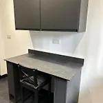Nottingham Private Room En-Suite Bath For Solo #4