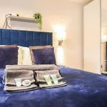 Luxurious 1 Bedroom West Bridgford Apartment