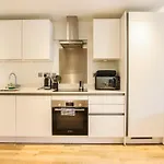 Luxurious 1 Bedroom West Bridgford Apartment
