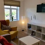 5 Sun Inn Apartments