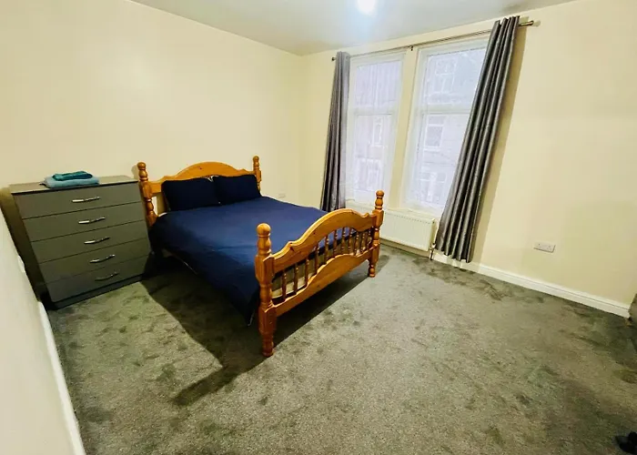Double Room Share Bathroom