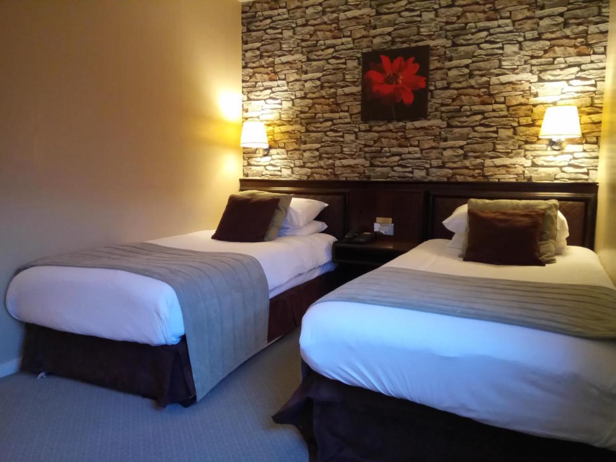 The Strathdon Hotel 3*