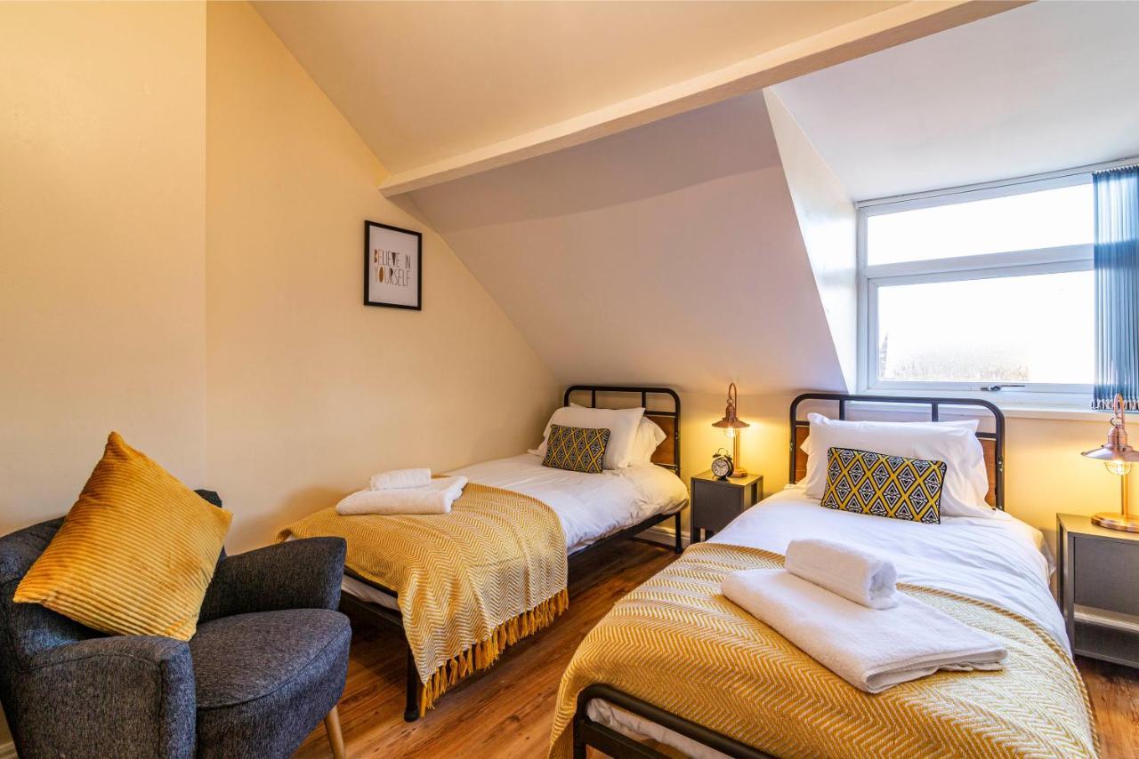Apartment De Luxe Short Stay-sports Ground View