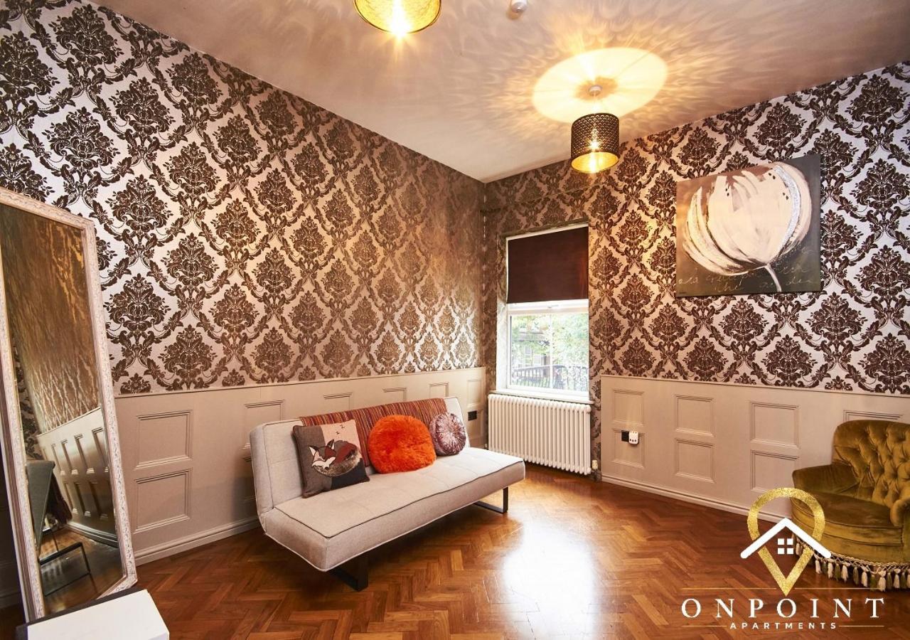 Onpoint Apartments-large House Near Centre With Bar! Nottingham