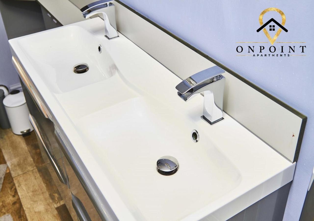 Holiday home Onpoint Apartments-large House Near Centre With Bar! *