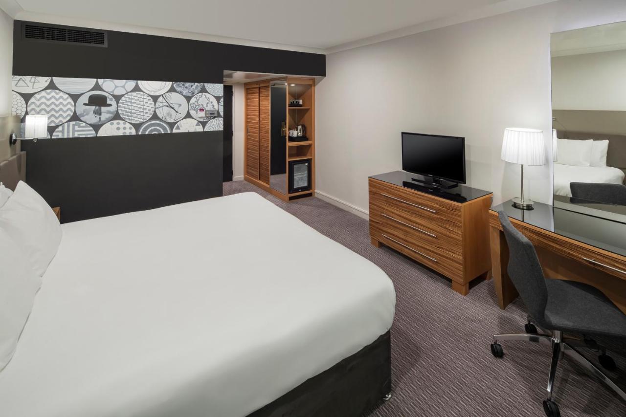Crowne Plaza By Ihg Hotel