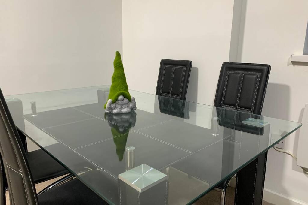 Apartment Smart 1 Bed With Sofa Bed Nottingham