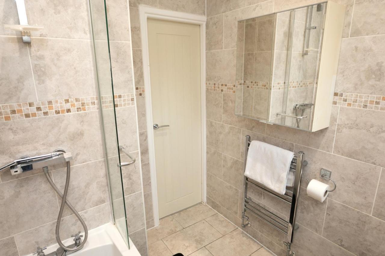 Serviced - Chayil Experts Apartment Nottingham