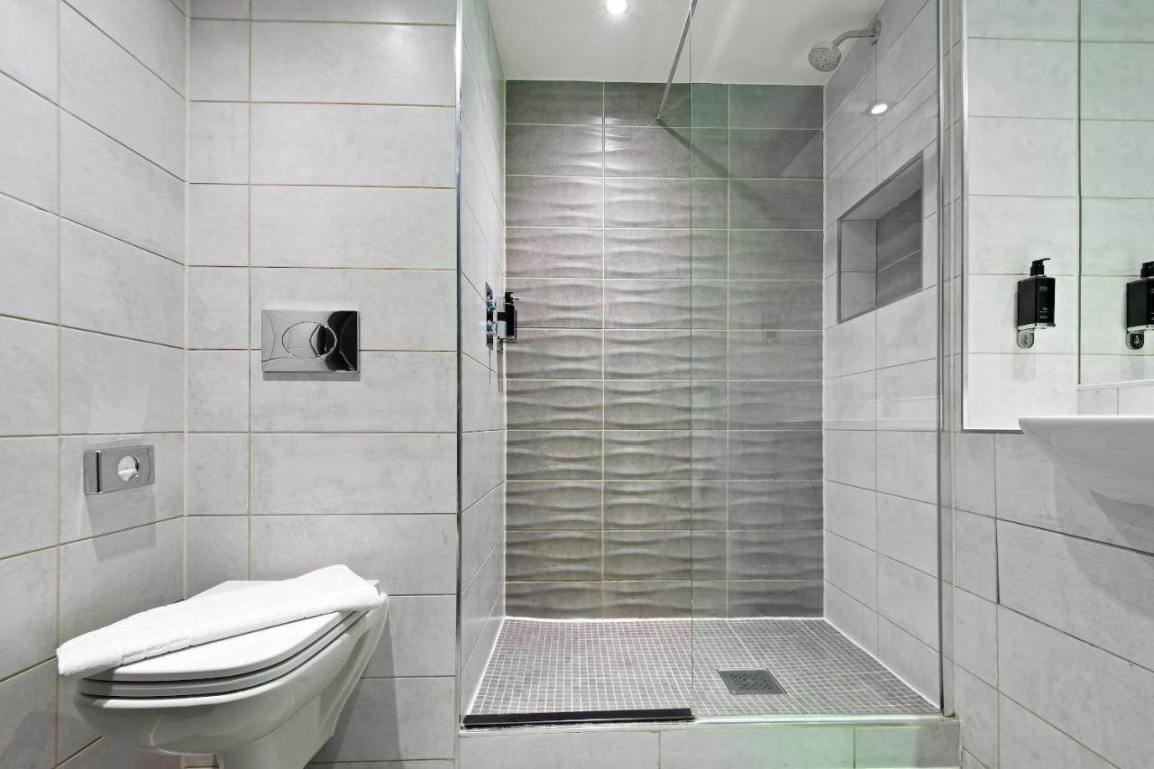 Roomzzz Aparthotel Nottingham
