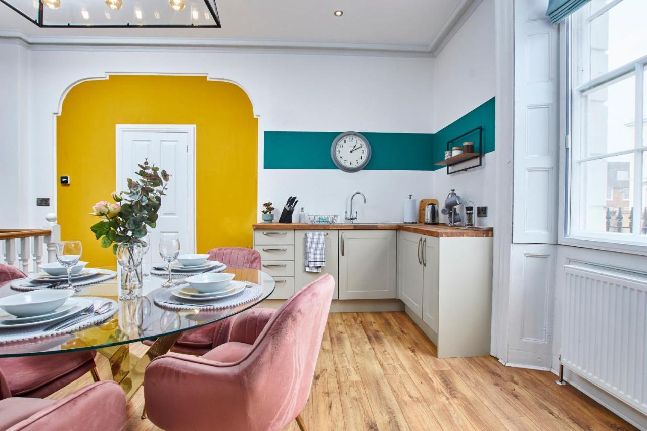Comfy 2 Bedroom In Apartment