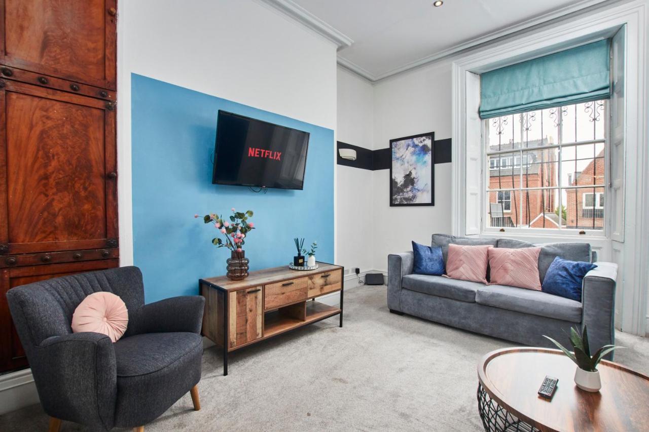 Comfy 2 Bedroom In * Nottingham