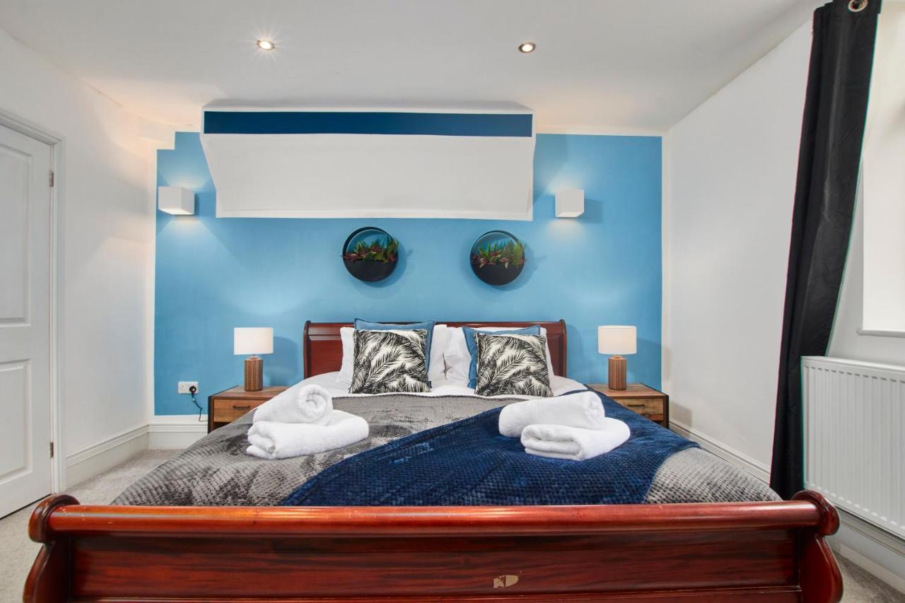 Comfy 2 Bedroom In *