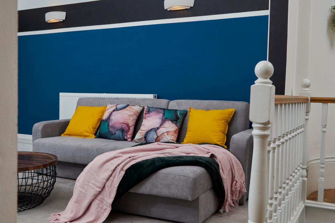 Apartment Comfy 2 Bedroom In