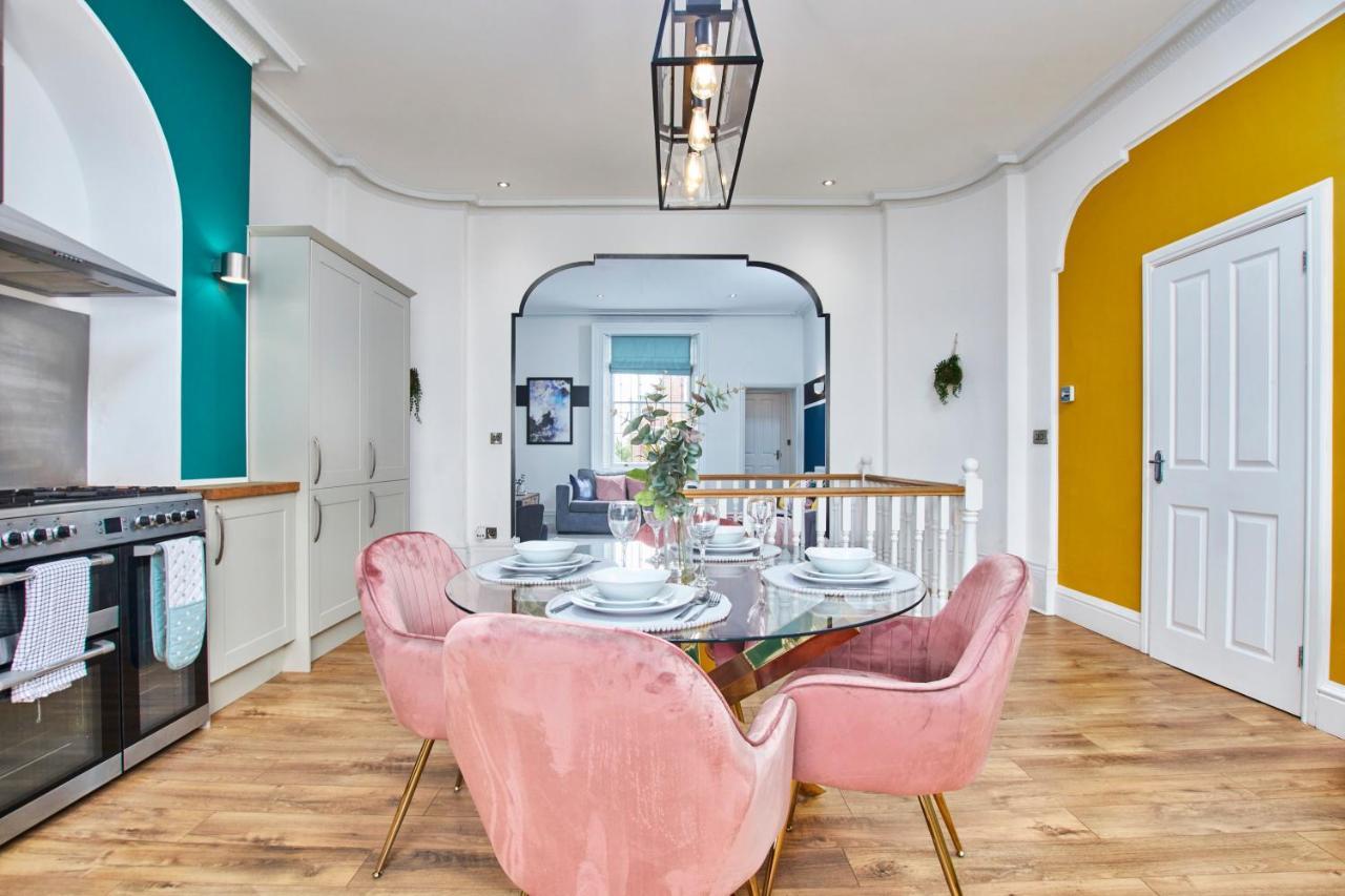 Apartment Comfy 2 Bedroom In