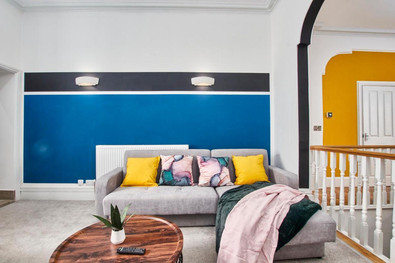 Apartment Comfy 2 Bedroom In