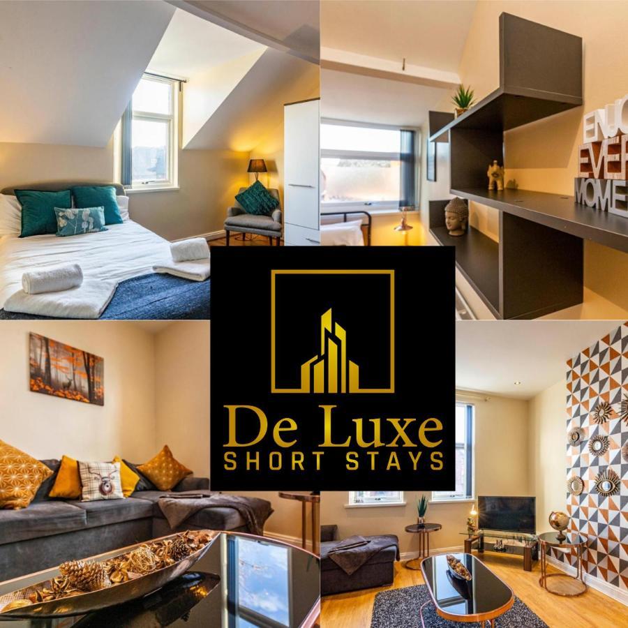 De Luxe Short Stay-sports Ground View
