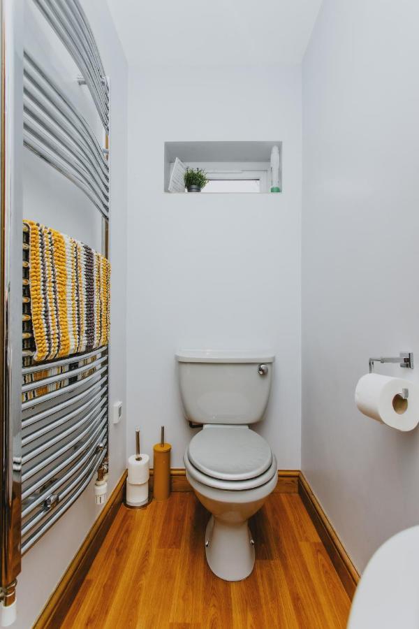Apartment From 1 King Size Bed Near Hospital & Tennis