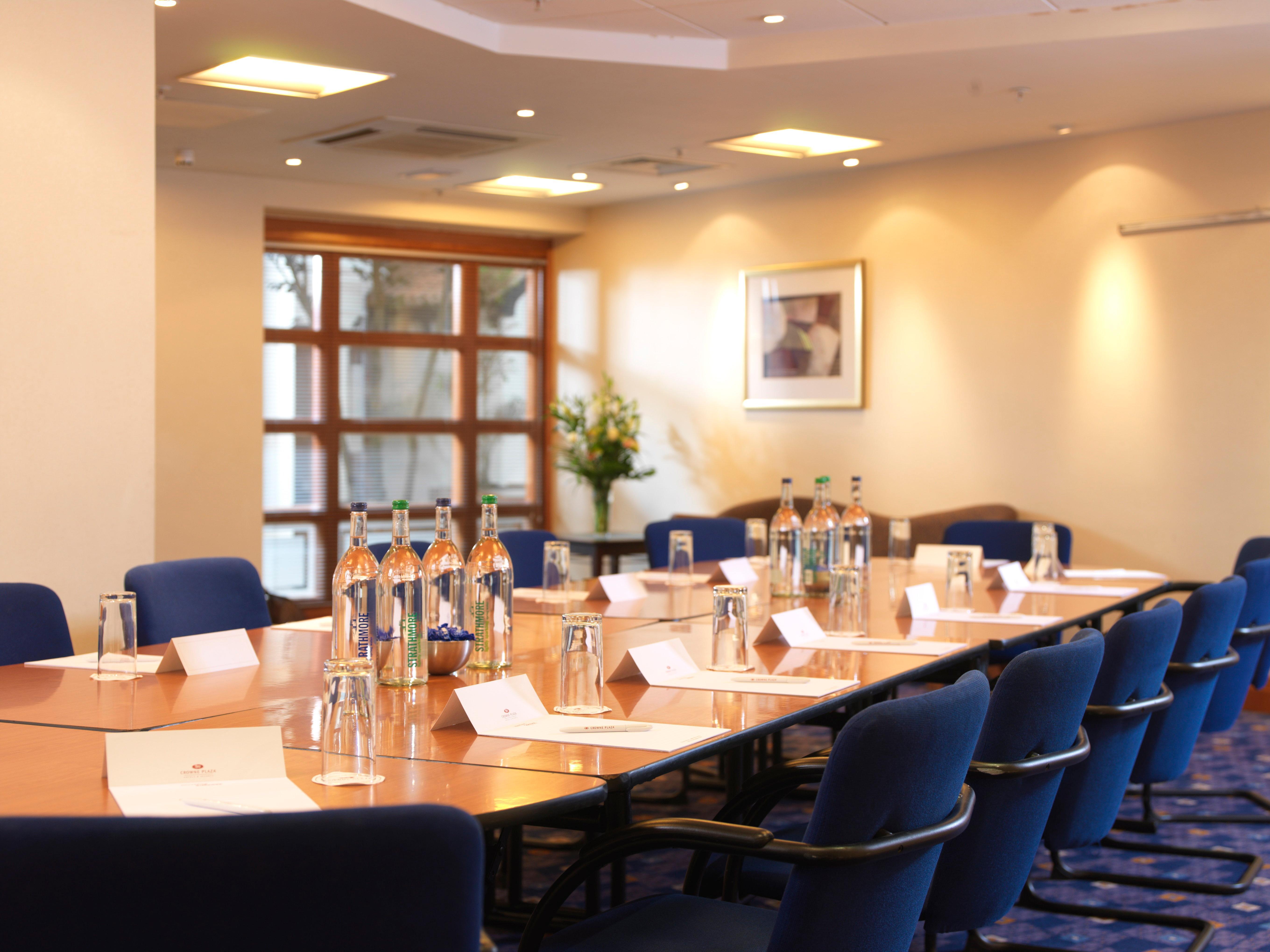 Crowne Plaza By Ihg 4*