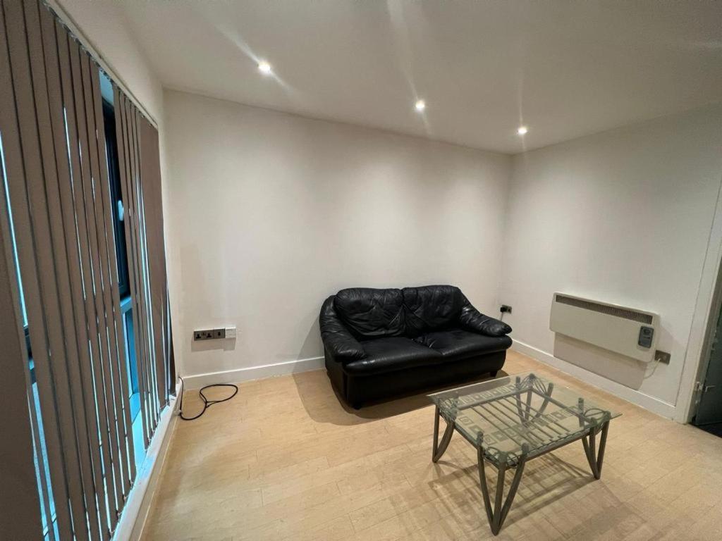 1 Bedroom Flat - Lace Market Apartment Nottingham