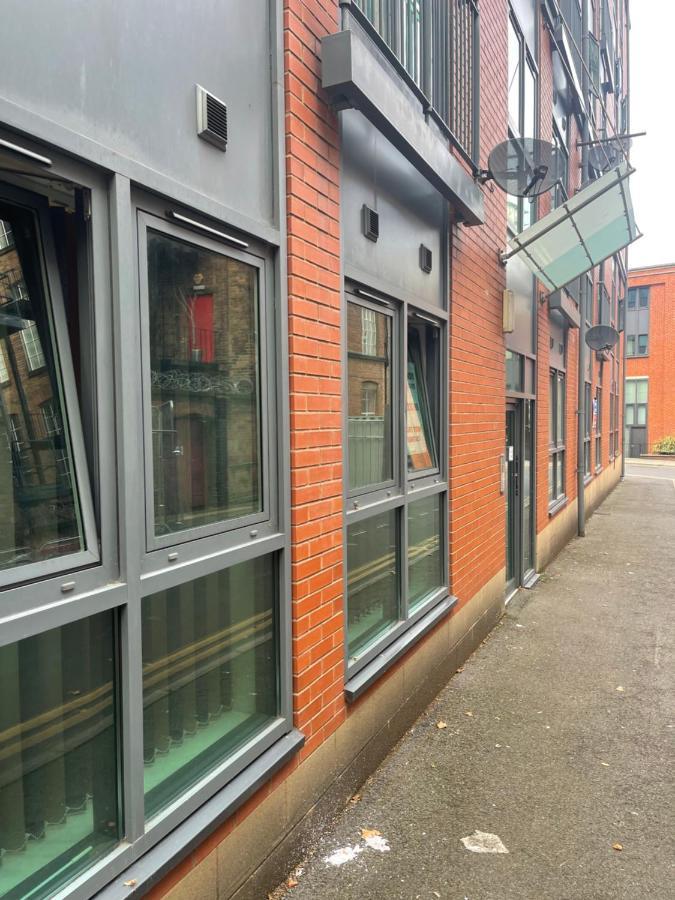 1 Bedroom Flat - Lace Market *