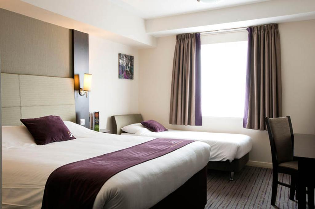 Premier Hotel 3*