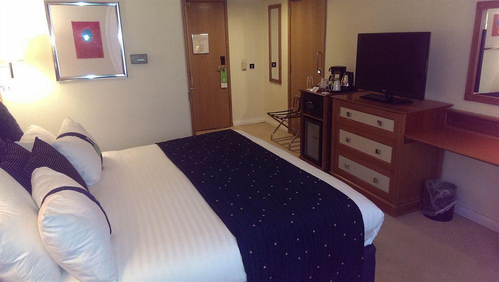 By Ihg