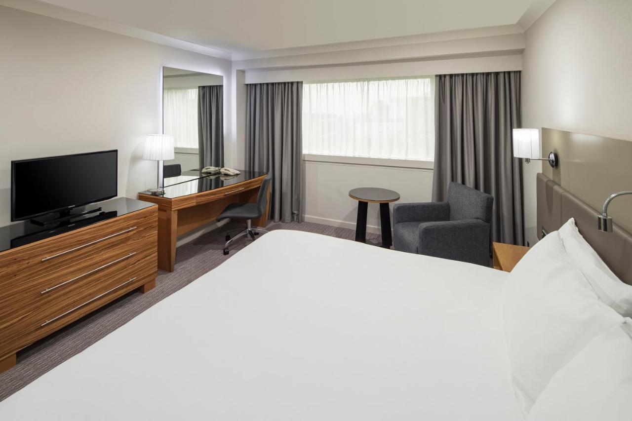 Crowne Plaza By Ihg Hotel