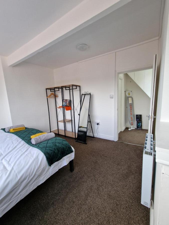 Balco Sherwood - 2 Bedrooms, 5 Beds - Sky Tv And Internet Holiday home *