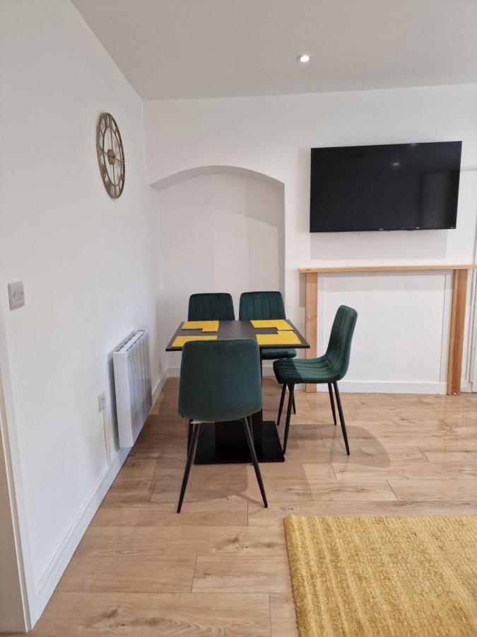 Balco Sherwood - 2 Bedrooms, 5 Beds - Sky Tv And Internet * Nottingham