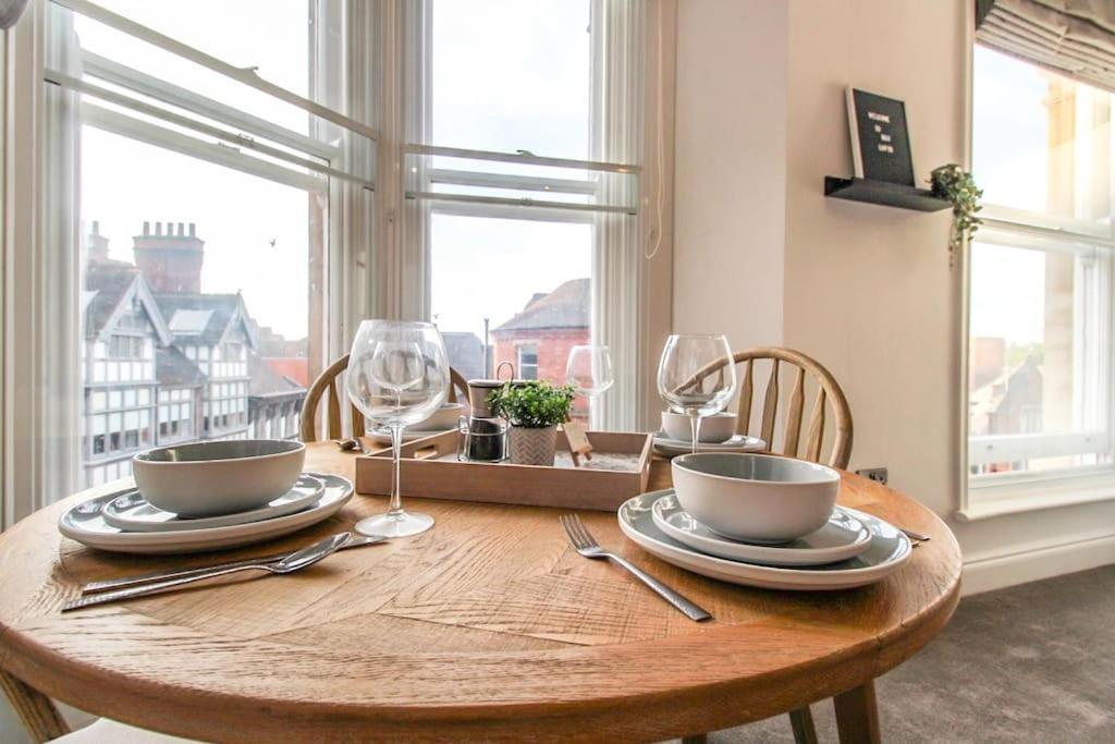 Apartment Spacious City Centre Lace Market Apartment *