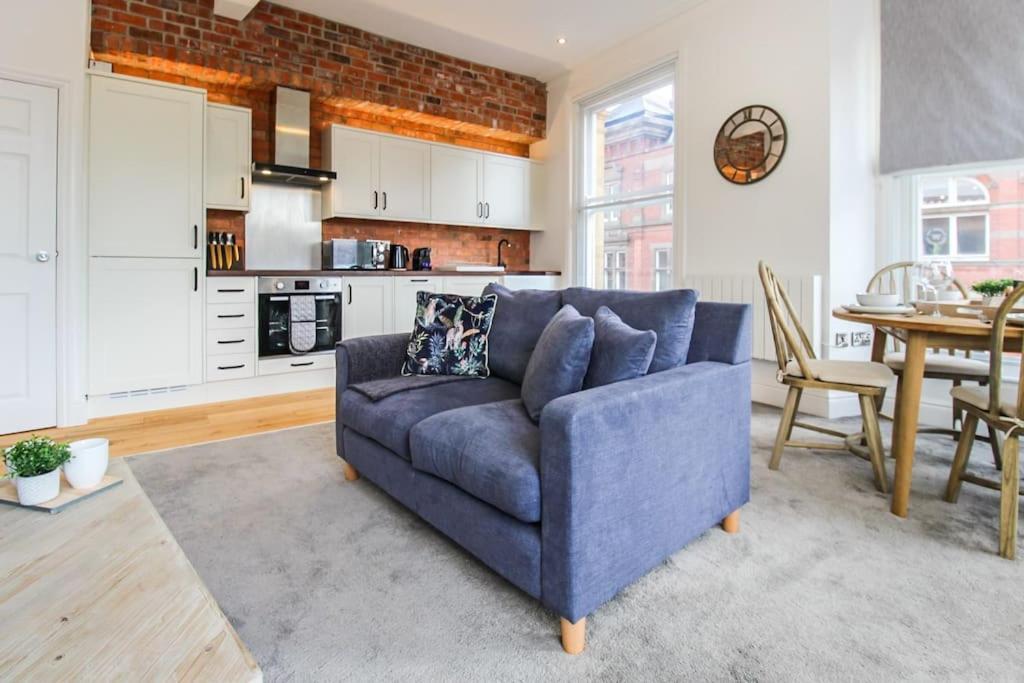 Spacious City Centre Lace Market Apartment * Nottingham