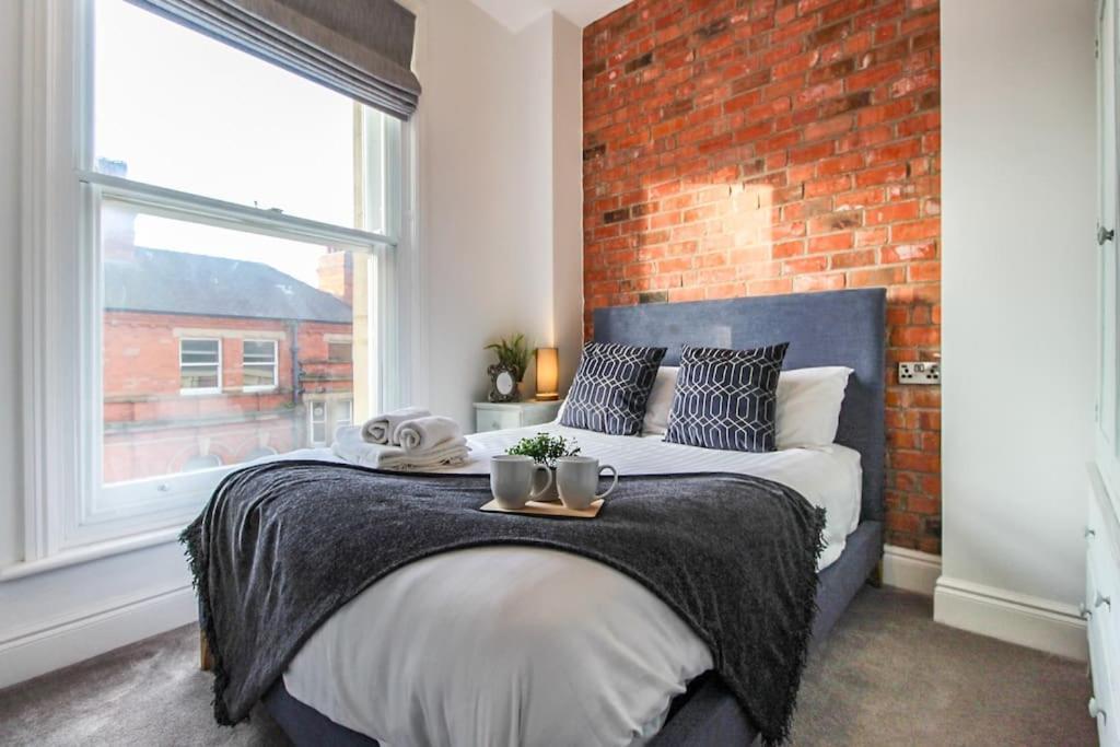 Apartment Spacious City Centre Lace Market Apartment *