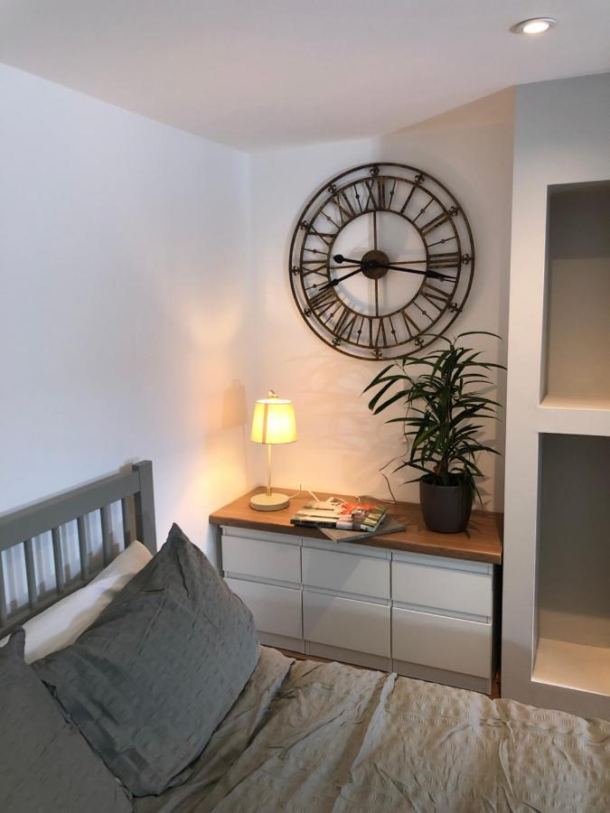 Cosy Quiet 1 Bedroom Carrington *