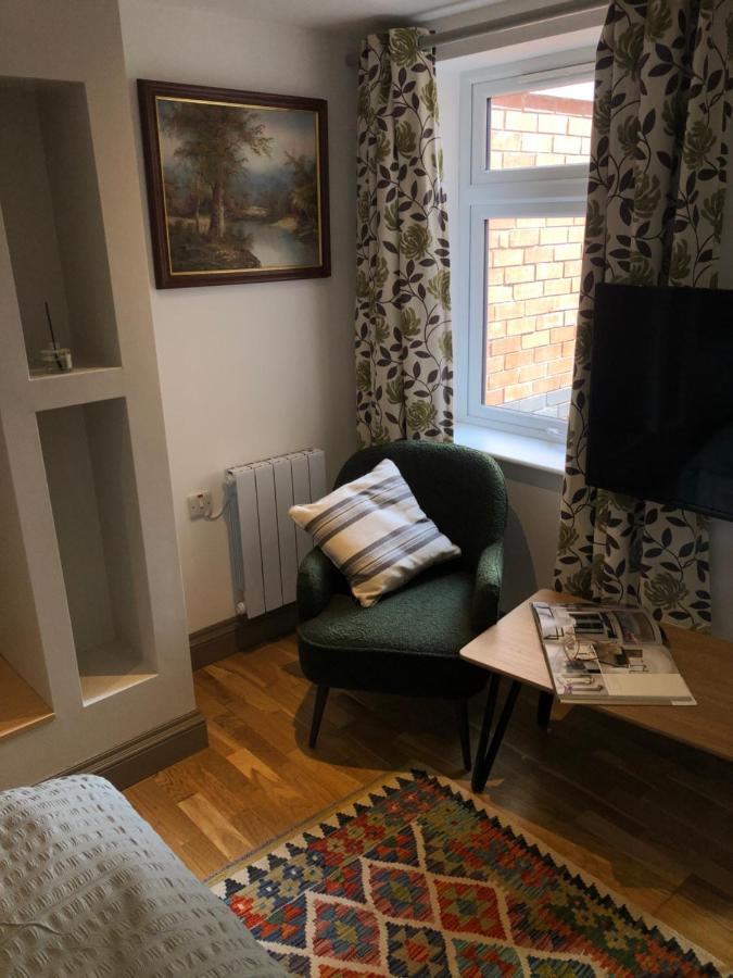 Cosy Quiet 1 Bedroom Carrington Apartment