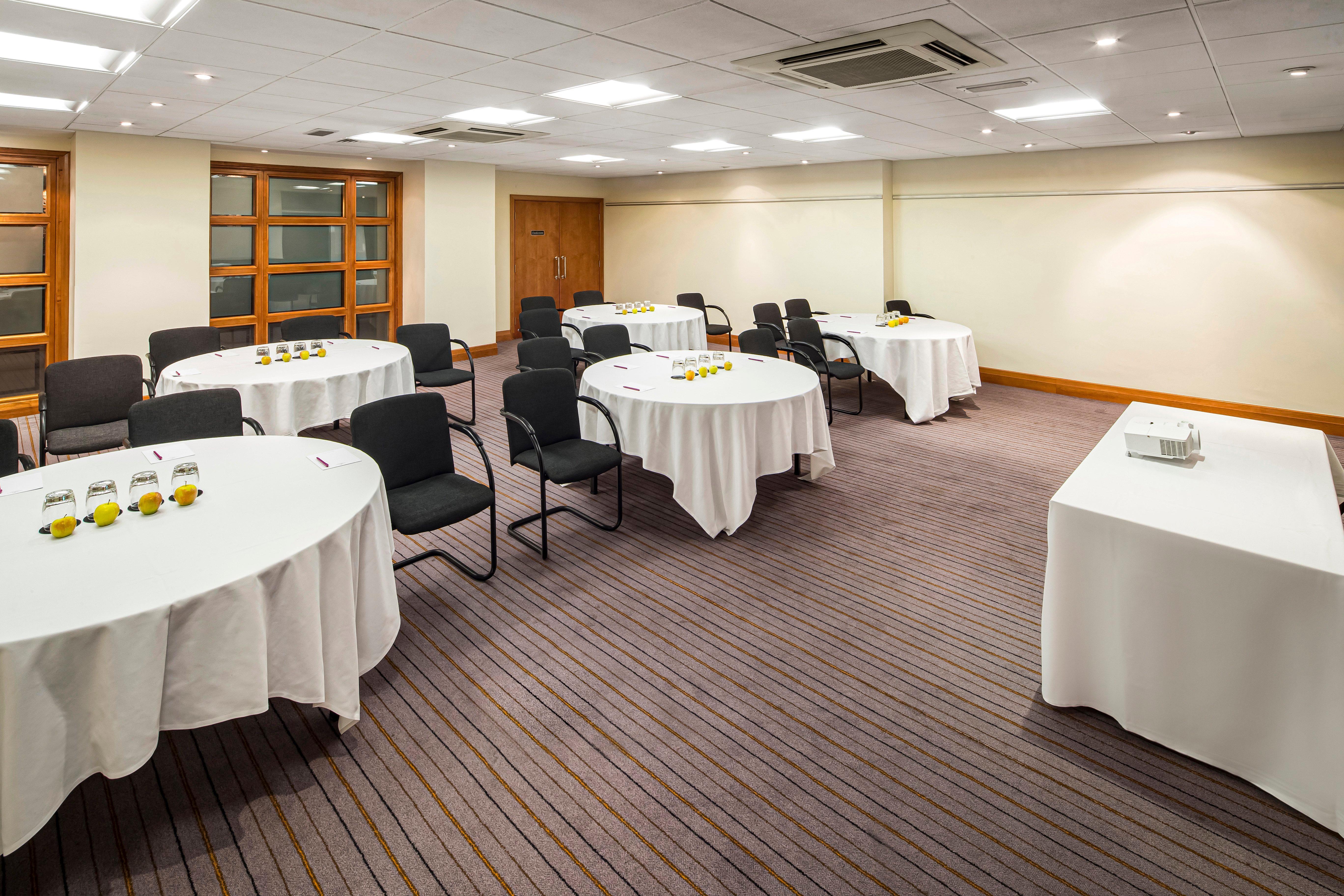 Crowne Plaza By Ihg 4*
