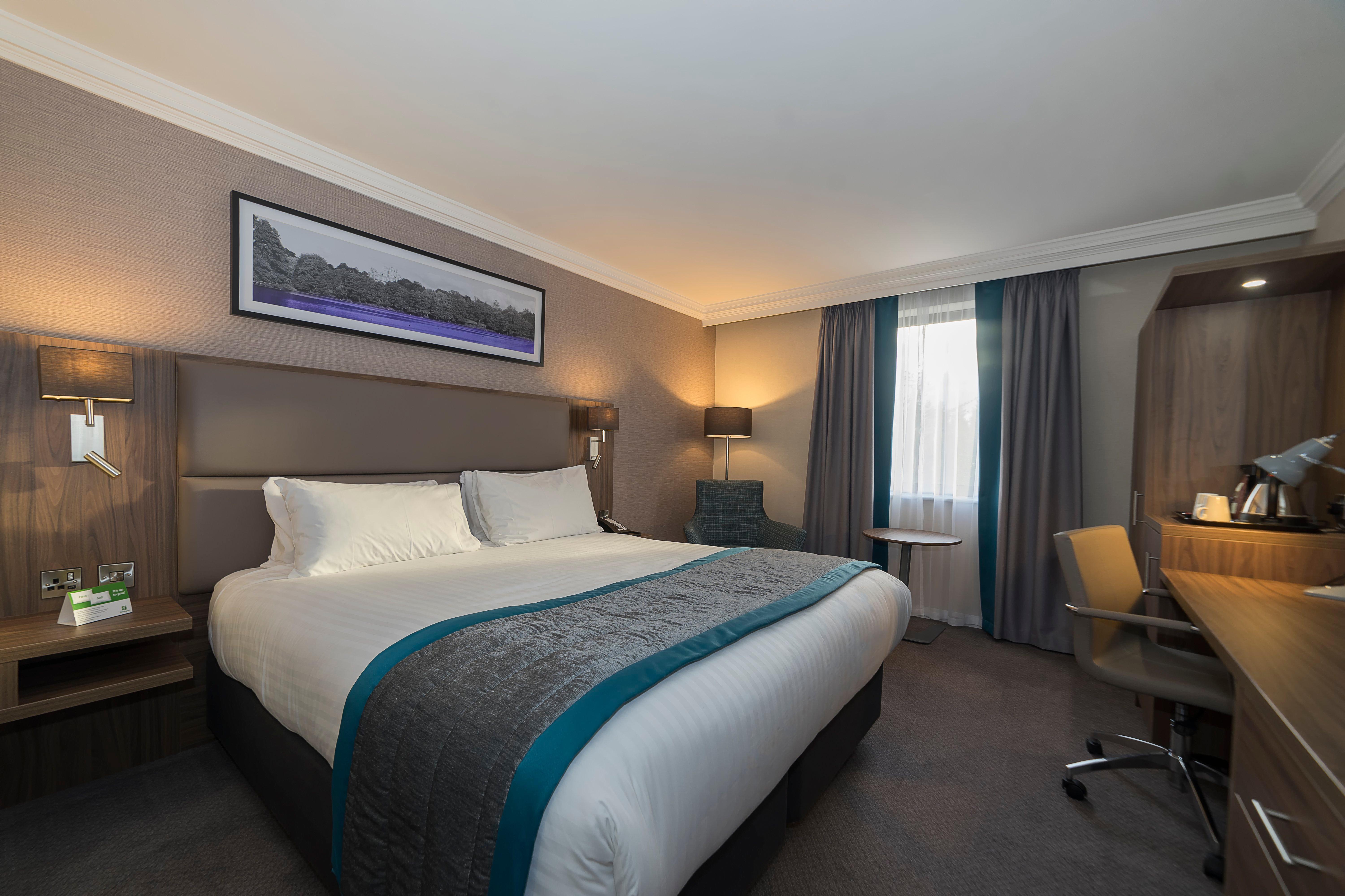 By Ihg Hotel