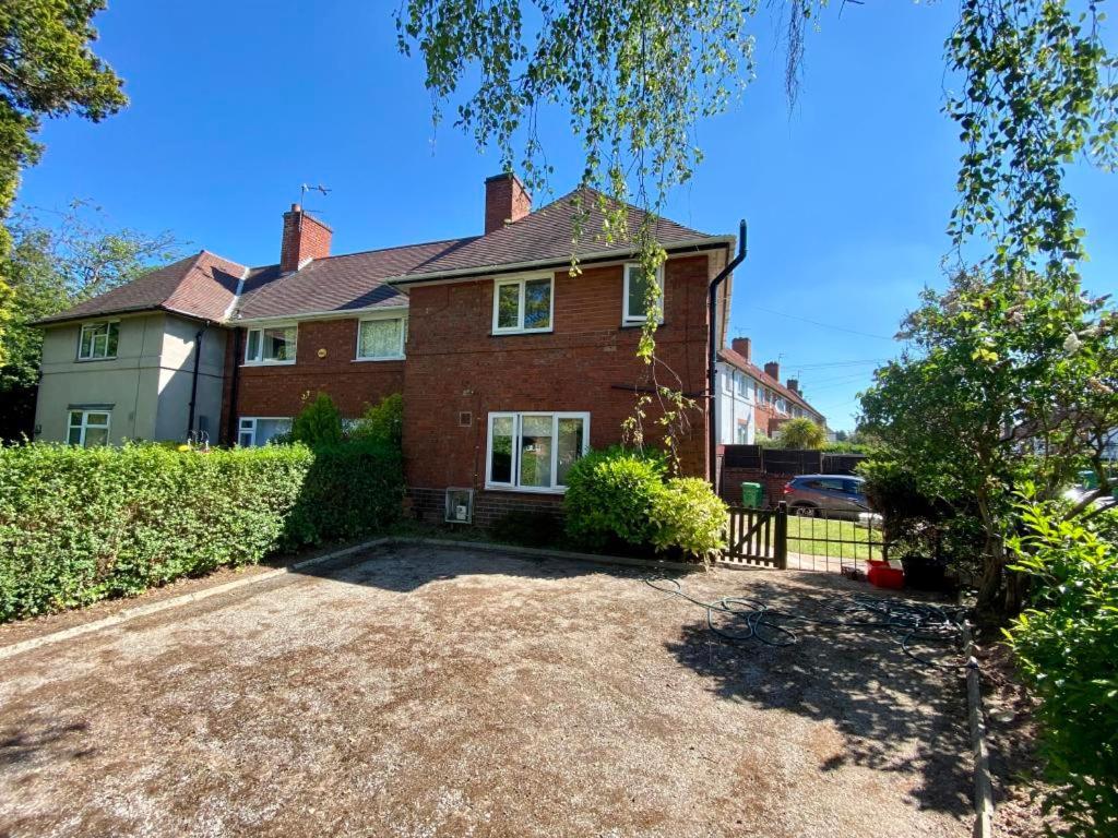 Wollanton Park Beeston Near East Midlands Conference Centre Train Station Tram Stop Casa de hóspedes *
