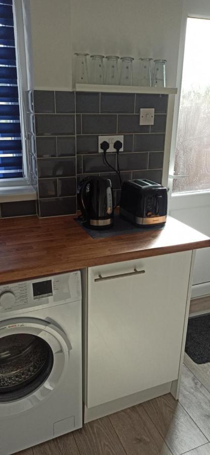 Broxtowe House -3 Bed House Parking * Nottingham
