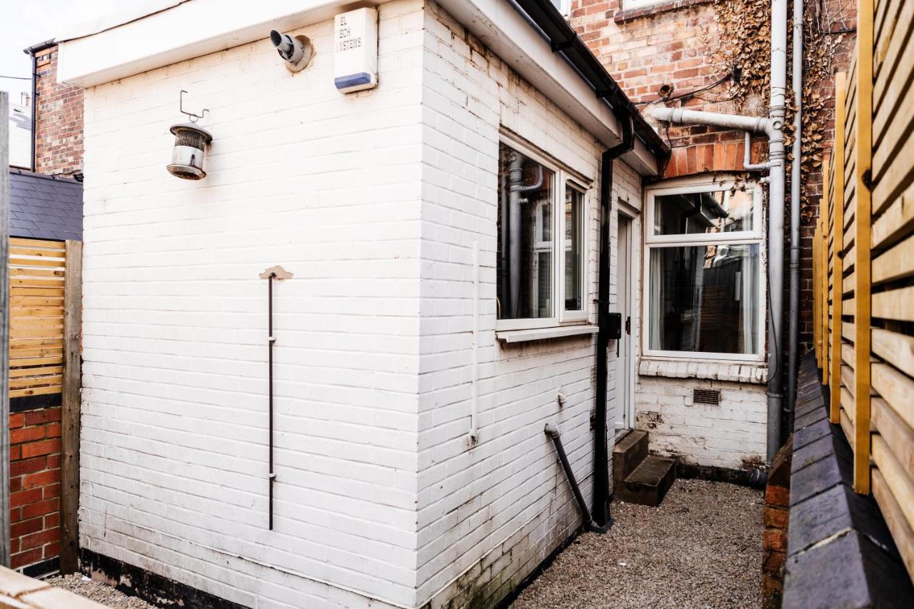 Alice's Stay: Parking + Close To The Motor Point Arena Holiday home Nottingham