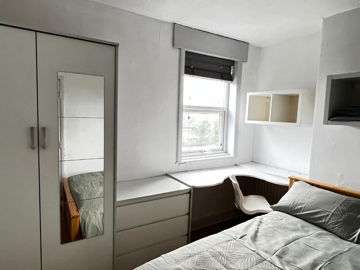 Hospedagem domiciliar 36 Park Road House