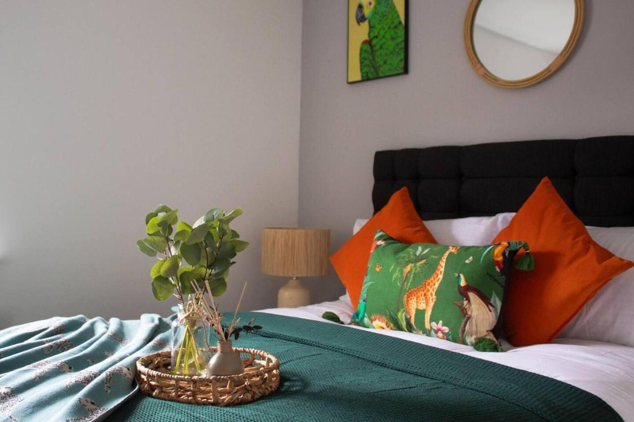 Cosy 2-bed House In