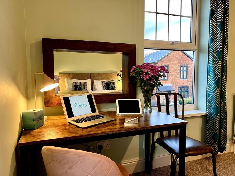 The Lily•central Beeston•private Apartment•smarttv•free Wi-fi•tram• Apartment