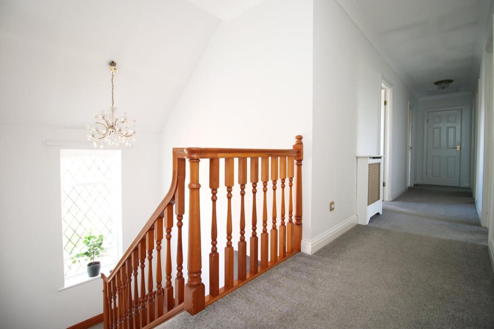 Chartwell Grove Guest house