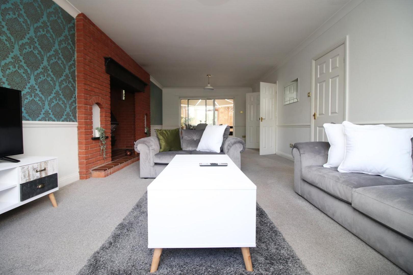 Chartwell Grove Guest house Nottingham