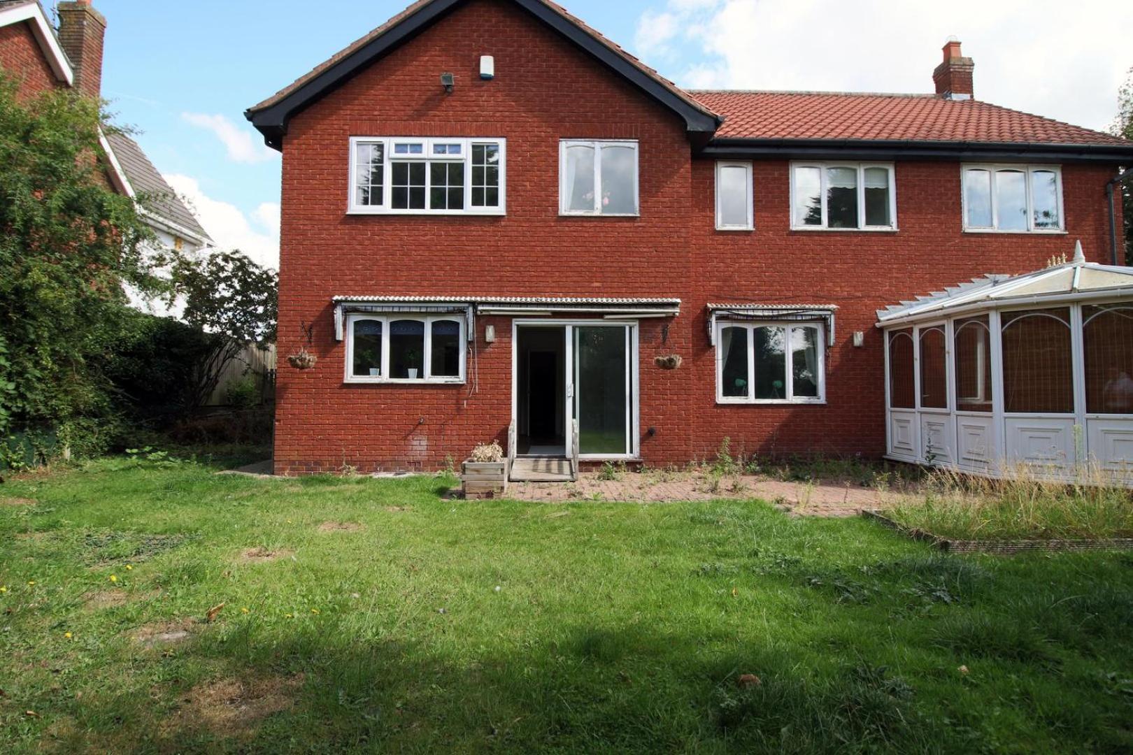 Guest house Chartwell Grove *